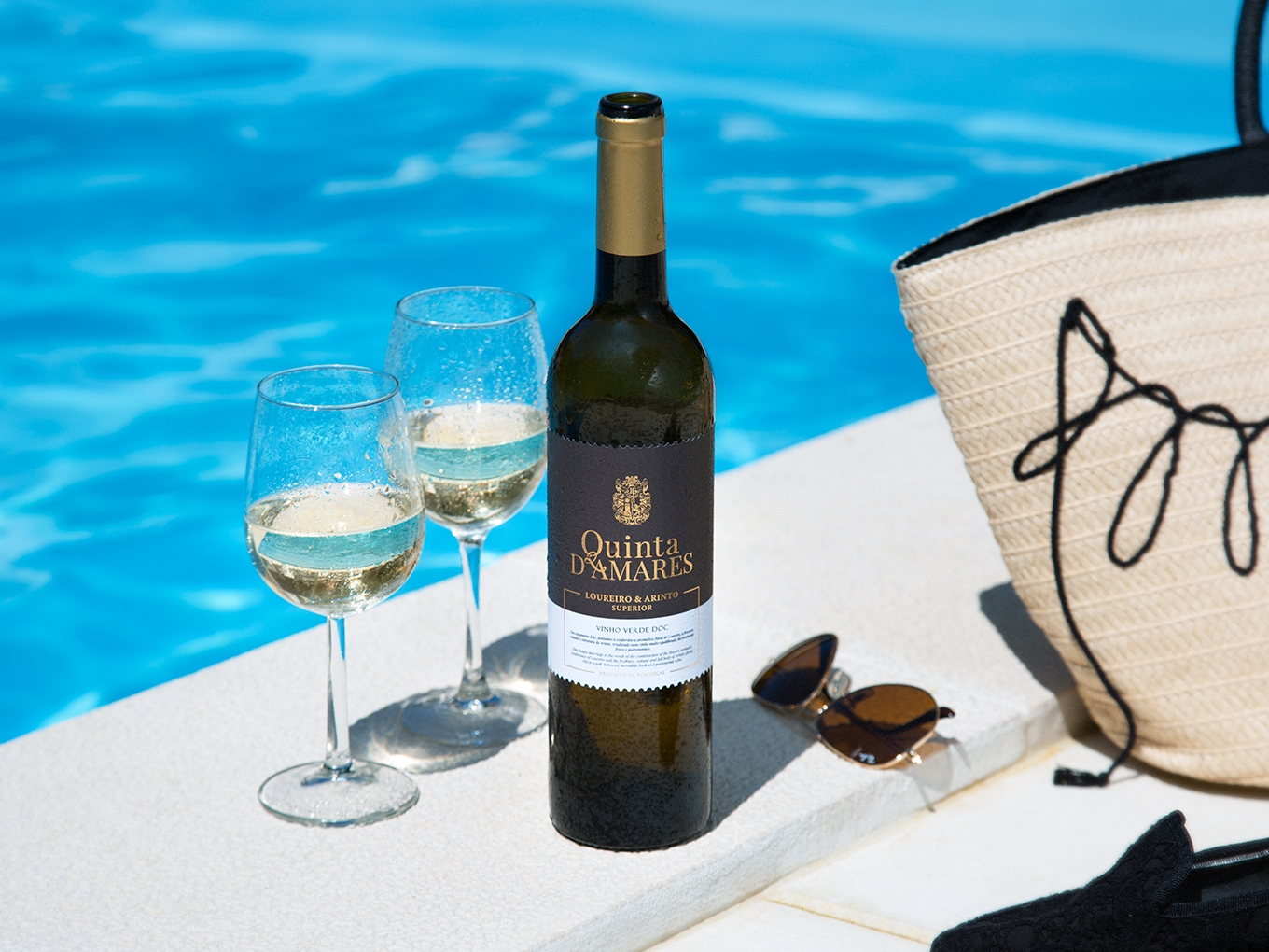 Wine Labels that Reveals the Legacy and Splendour of a Secular History ...